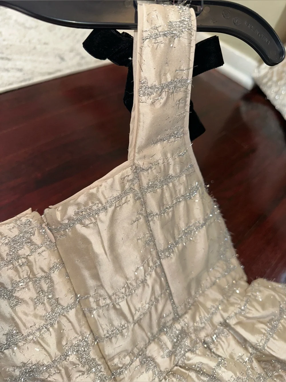 a Loves a Girls Cream Metallic Patterned Tie-Shoulder Party Dress Size XL